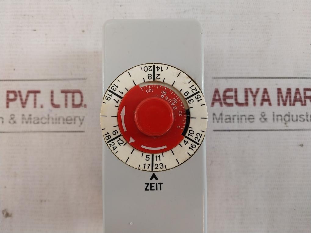 Deco S2U 06M Timer 220V 60Hz