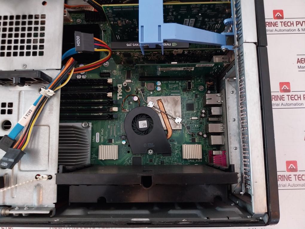 Dell T5500 Workstation E105106 51154290-500 N875Ef-00 Rev. 10