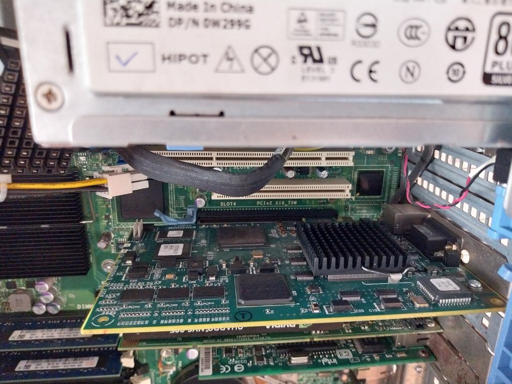 Dell T5500 Workstation E105106 51154290-500 N875Ef-00 Rev. 10