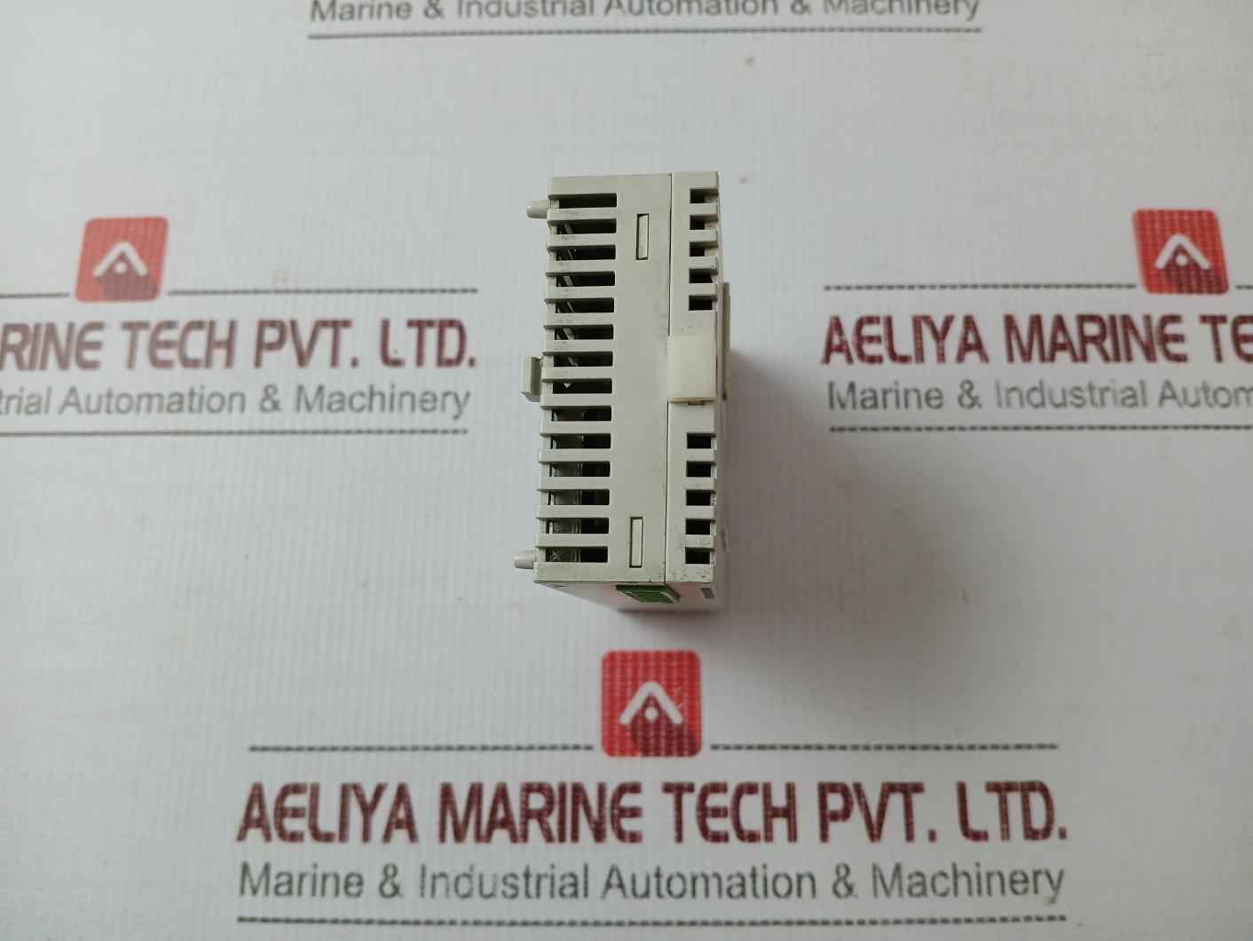 Delta Dvp08sn11r Digital Output Module