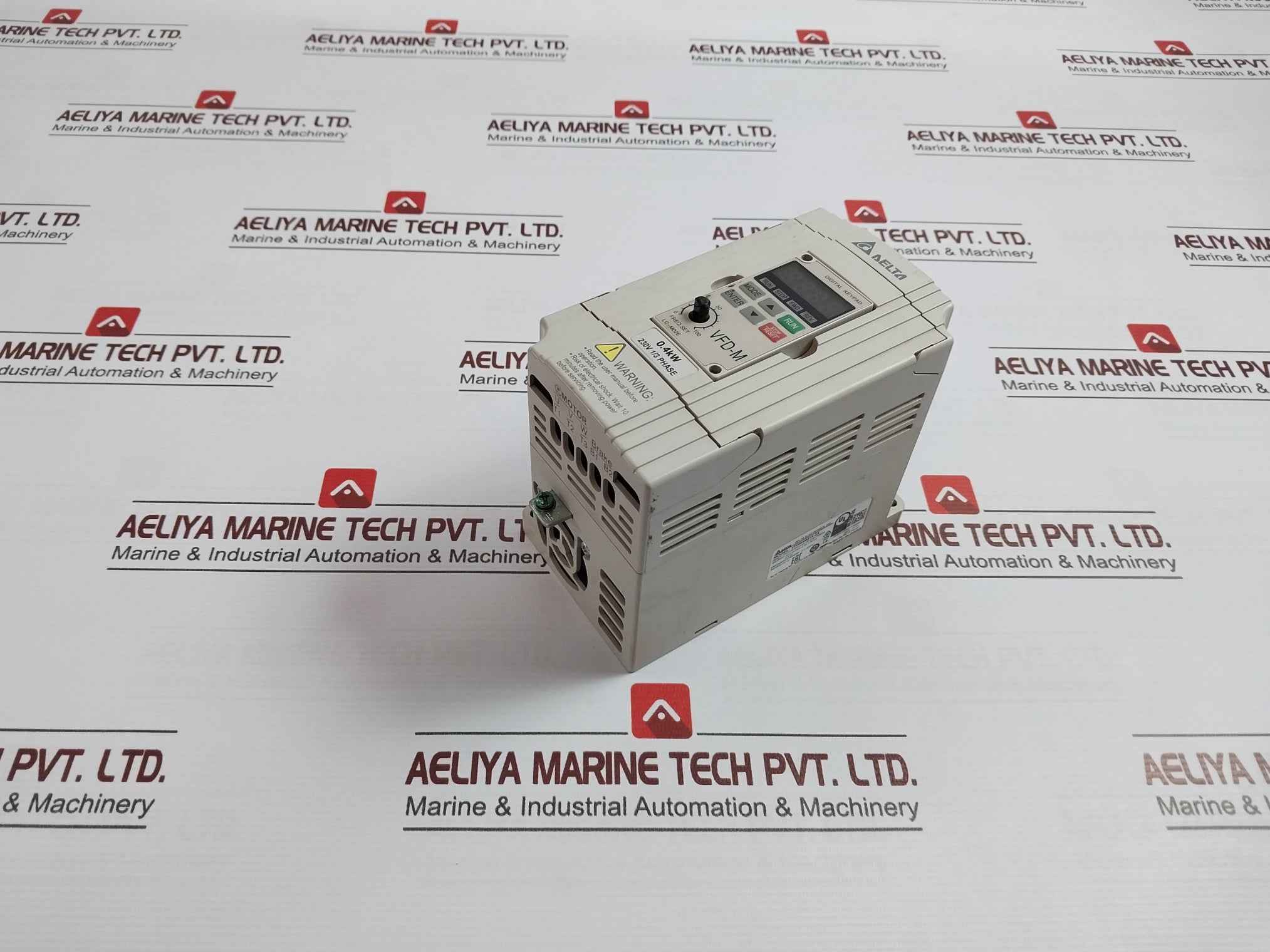 Delta Vfd004M21A-za Inverter Input 1Ph 6.3A/3Ph 3.2A 200-240V 50/60Hz