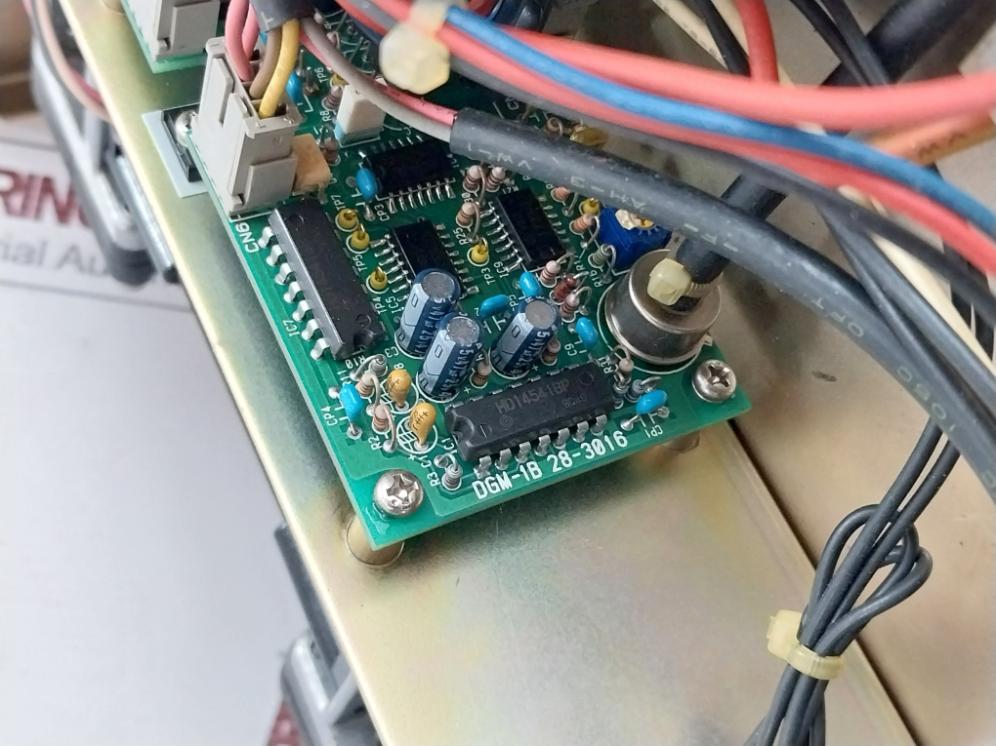 Dgu-12A Degasser 50/60Hz Apn-1001 Shimadzu 240V~