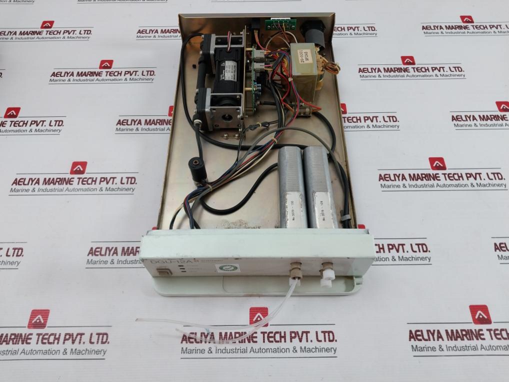 Dgu-12A Degasser 50/60Hz Apn-1001 Shimadzu 240V~