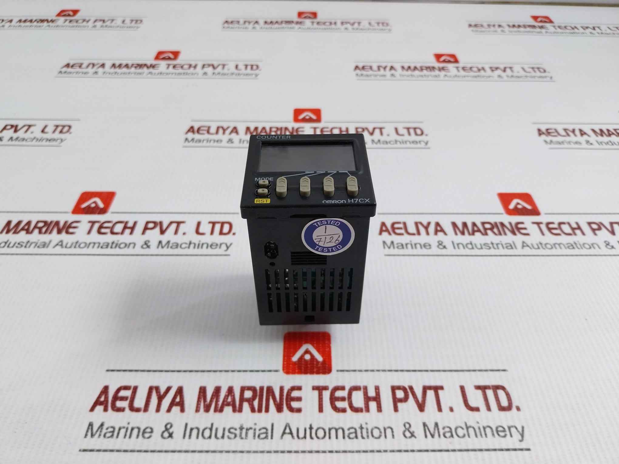 Digital Multifunction Counter H7Cx-a114D1-n Omron 12-24Vdc