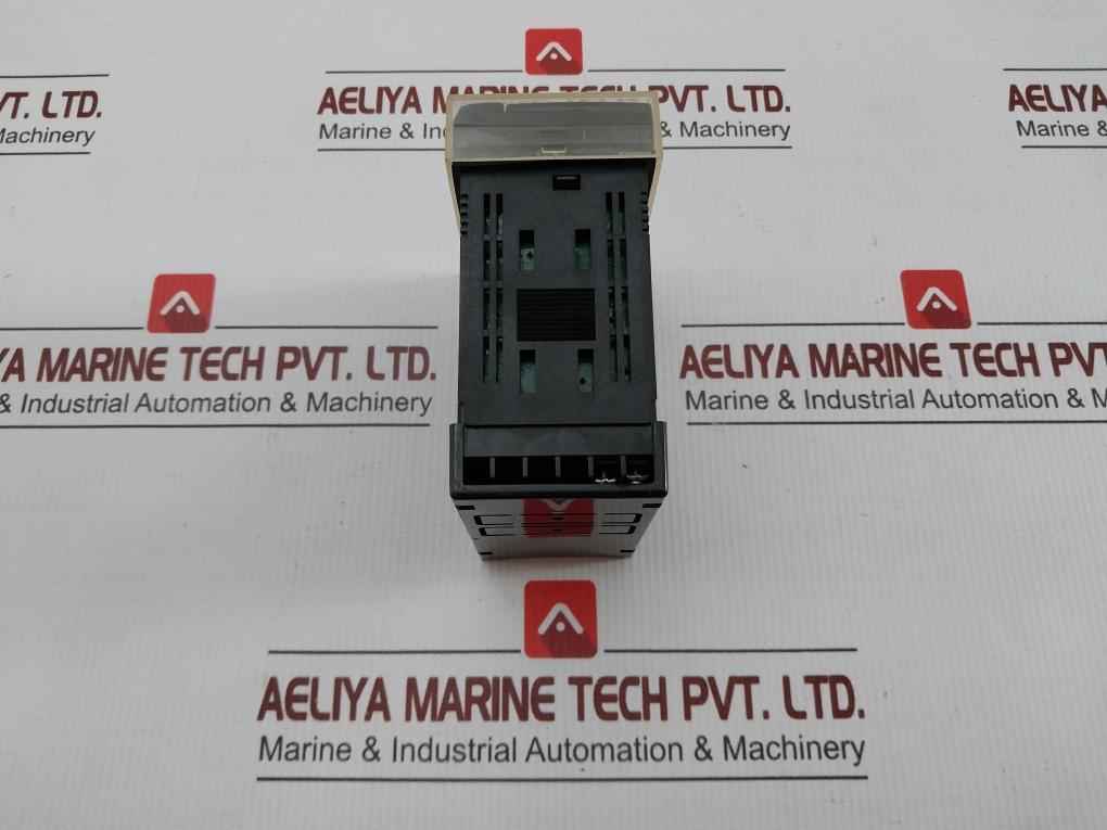 Digital Panel Meter 250Vac,5A Omron K3Ma-j-a2