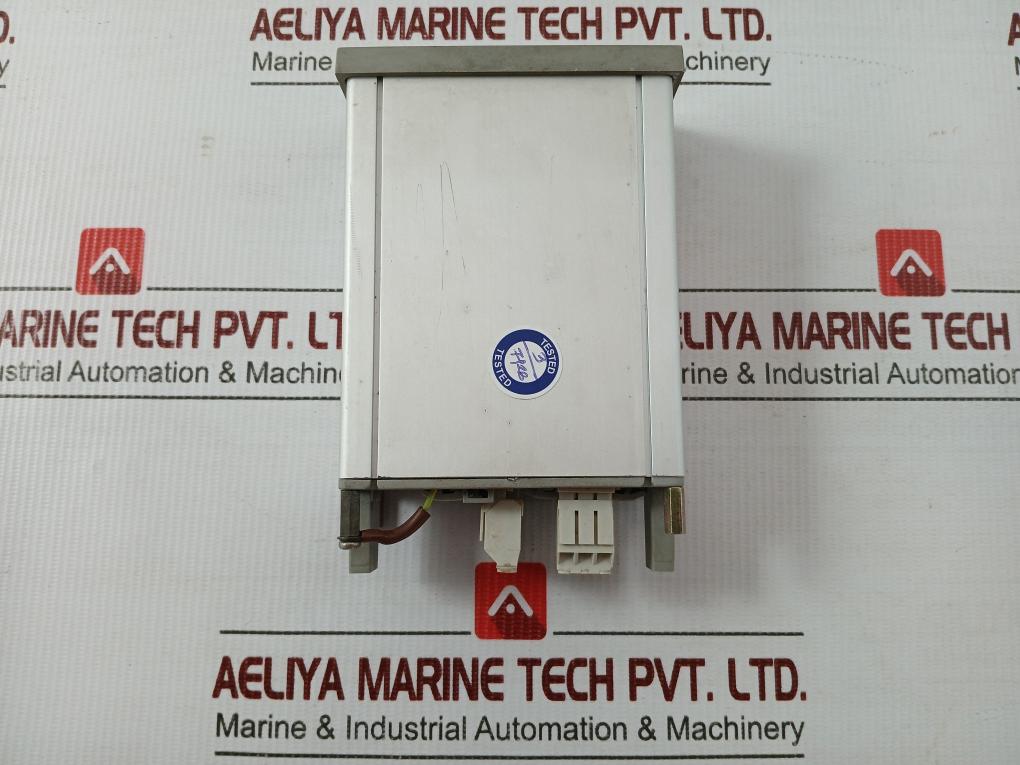 Digital Process Indicator Dm4000U/00/00/000/240V Status Instruments