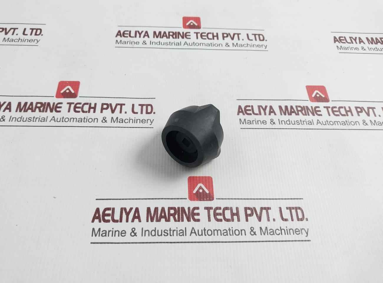 Drager V11157 Handwheel Triangular Cpl
