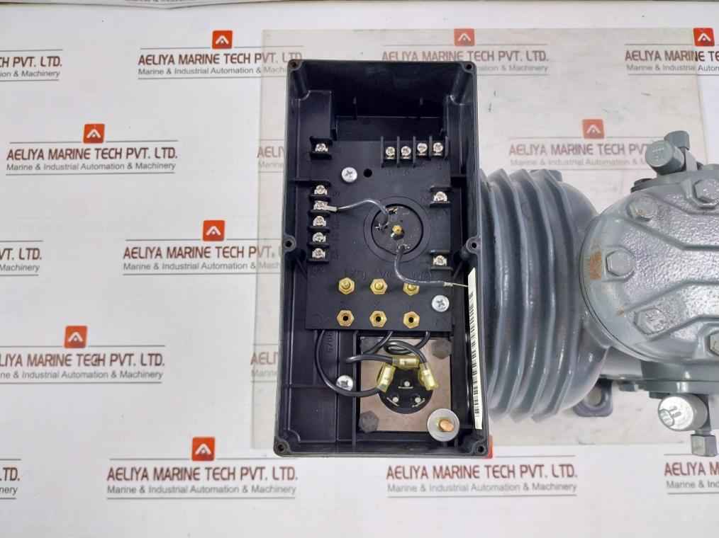 Dwm Copeland Dkjp-10X-cag Compressor 28/22,5 Bar 220-230V 50Hz 1450 Rpm Ip54