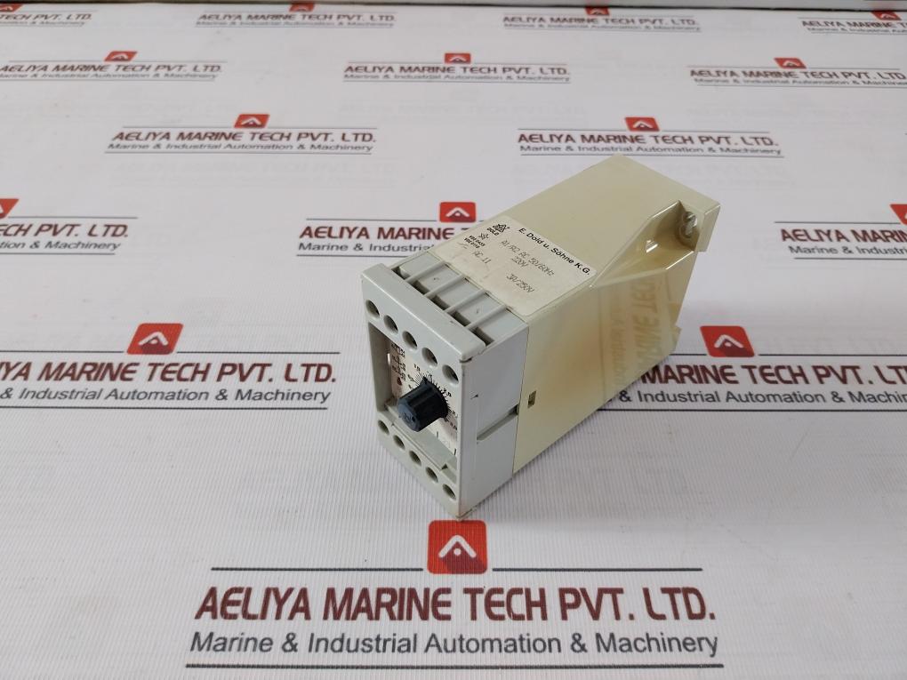 E. Dold U. Sohne Aa 9906.82 Mini Timer A1/A2 Ac 50/60Hz Ac 11 3A/250V