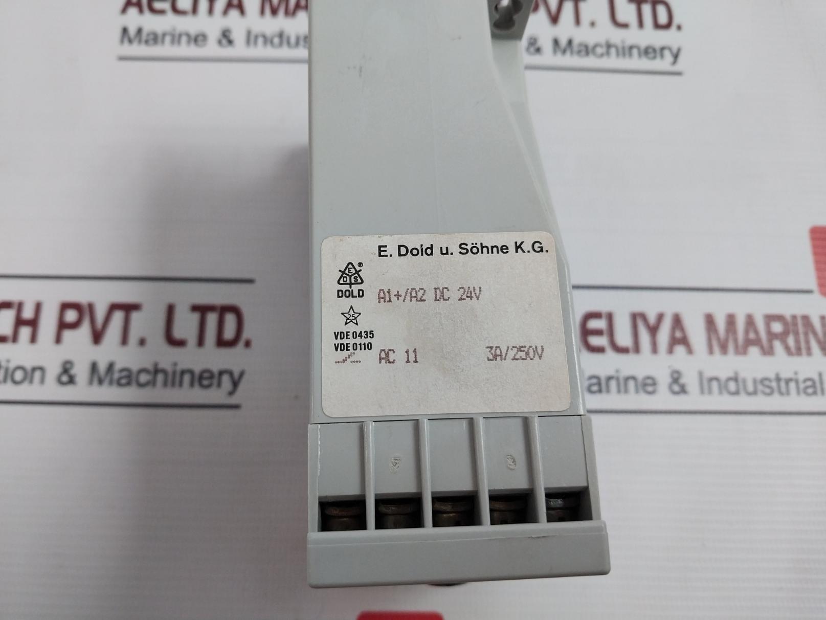E. Dold U. Söhne Aa 9906.82 Minitimer Delay Relay Ac-11