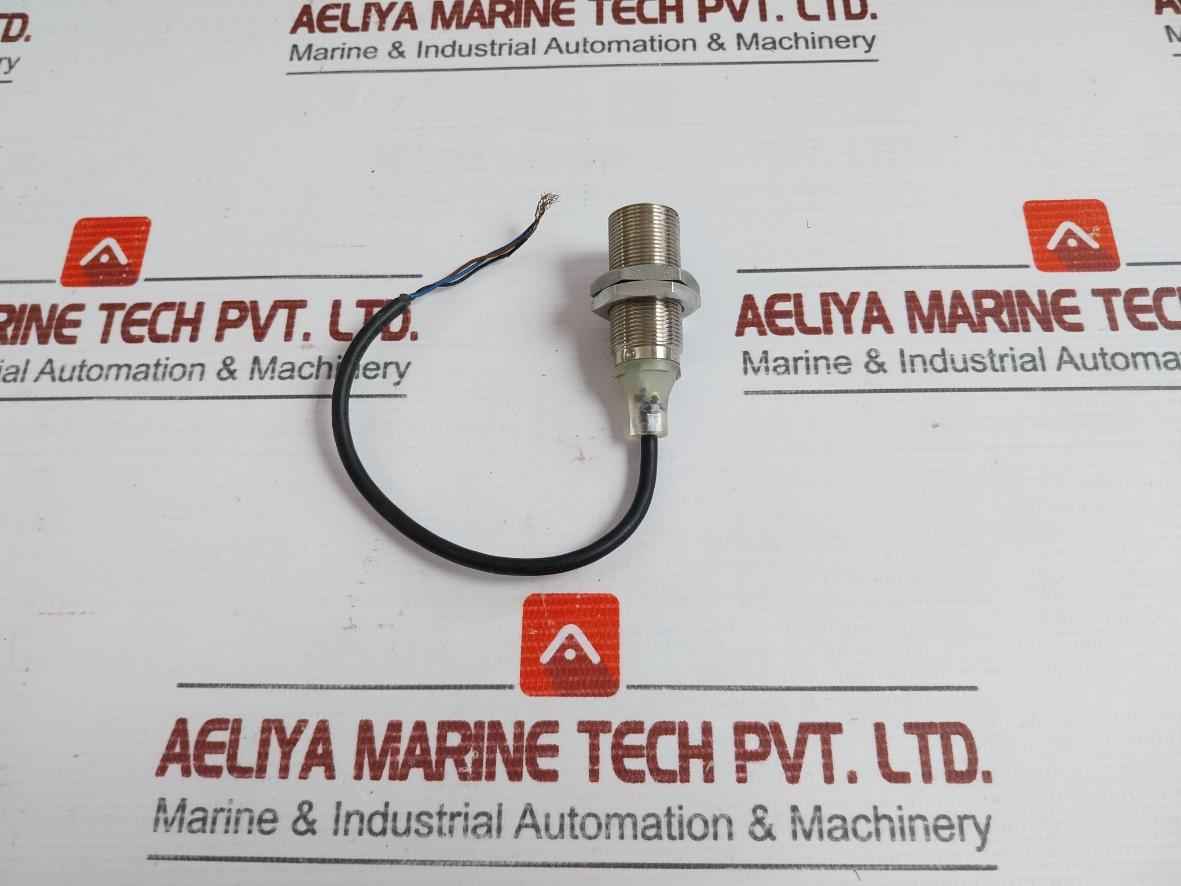 E2B-m18Ks08-wp-b1 Proximity Sensor Omron 10 To 30Vdc