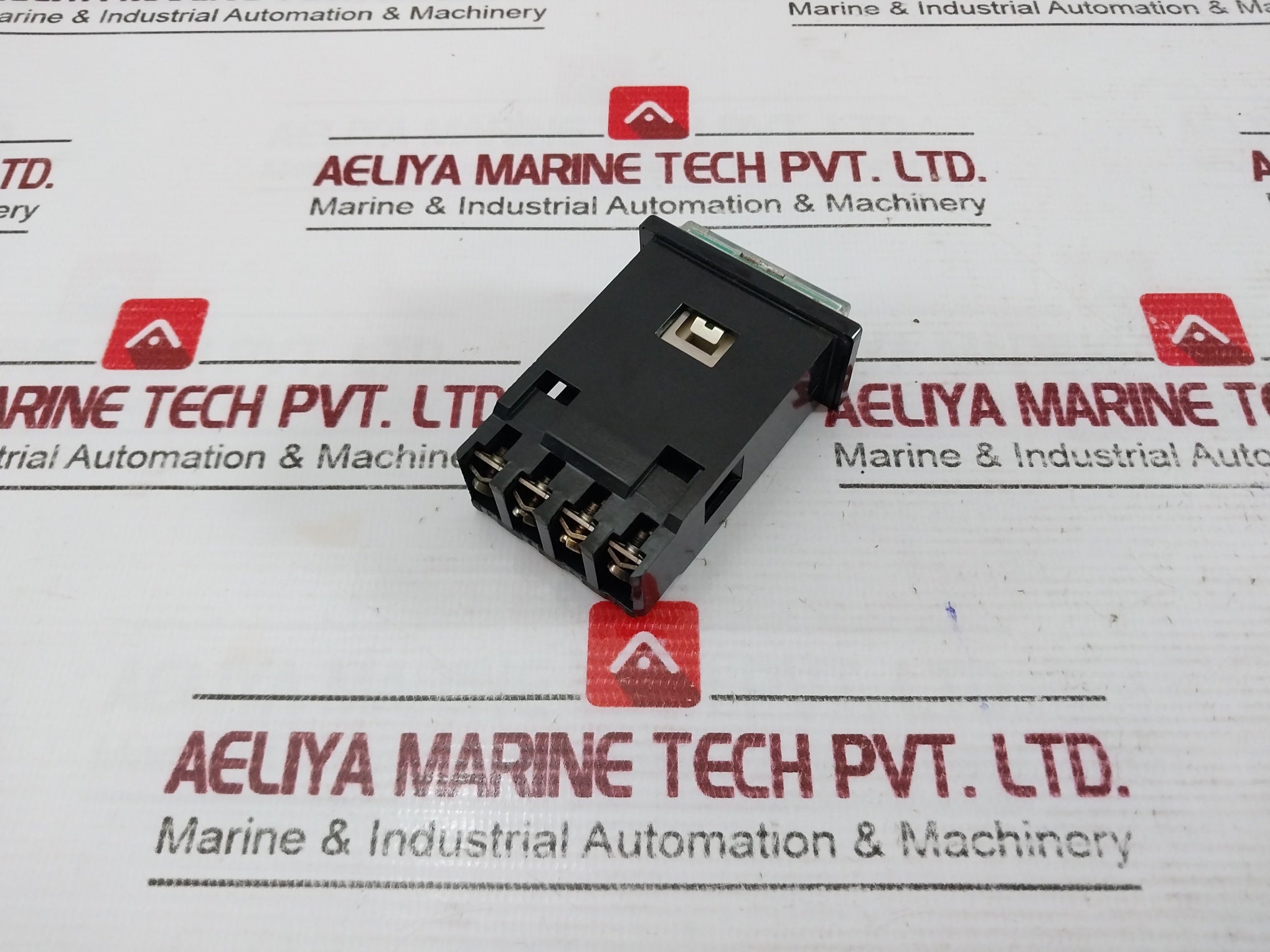 Eao 03-061.001 Actuator Lamp Holder 60V/1,2W 03-021.001