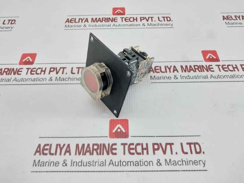 Eao Heavy Pilot Duty Guarded Pushbutton Switch 10A 500V 704.950.0