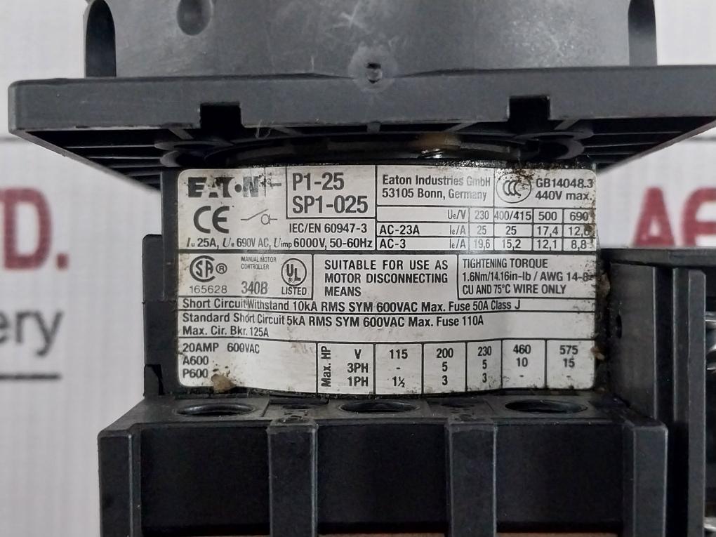 Eaton 3-pole Flush Isolator Switch 20Amp 600Vac 50/60Hz P1-25/Ea/Svb-sw/Hi11