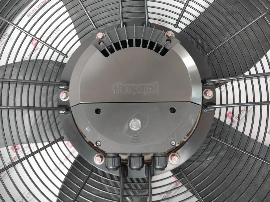 Axial Cooling Fan 50/60Hz 3.9A 2550W Brand Ebm-papst W3G910-ku25-03/F01