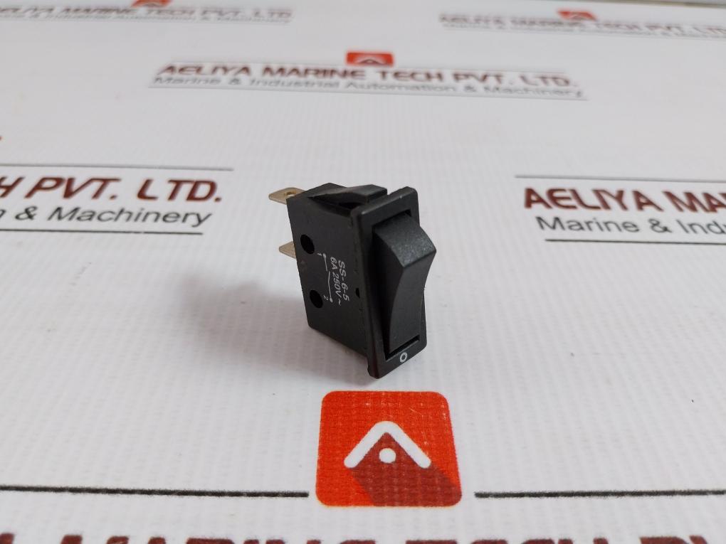 Lot Of 10X Elcom Rocker Switch 6A 250V Ss-6-5