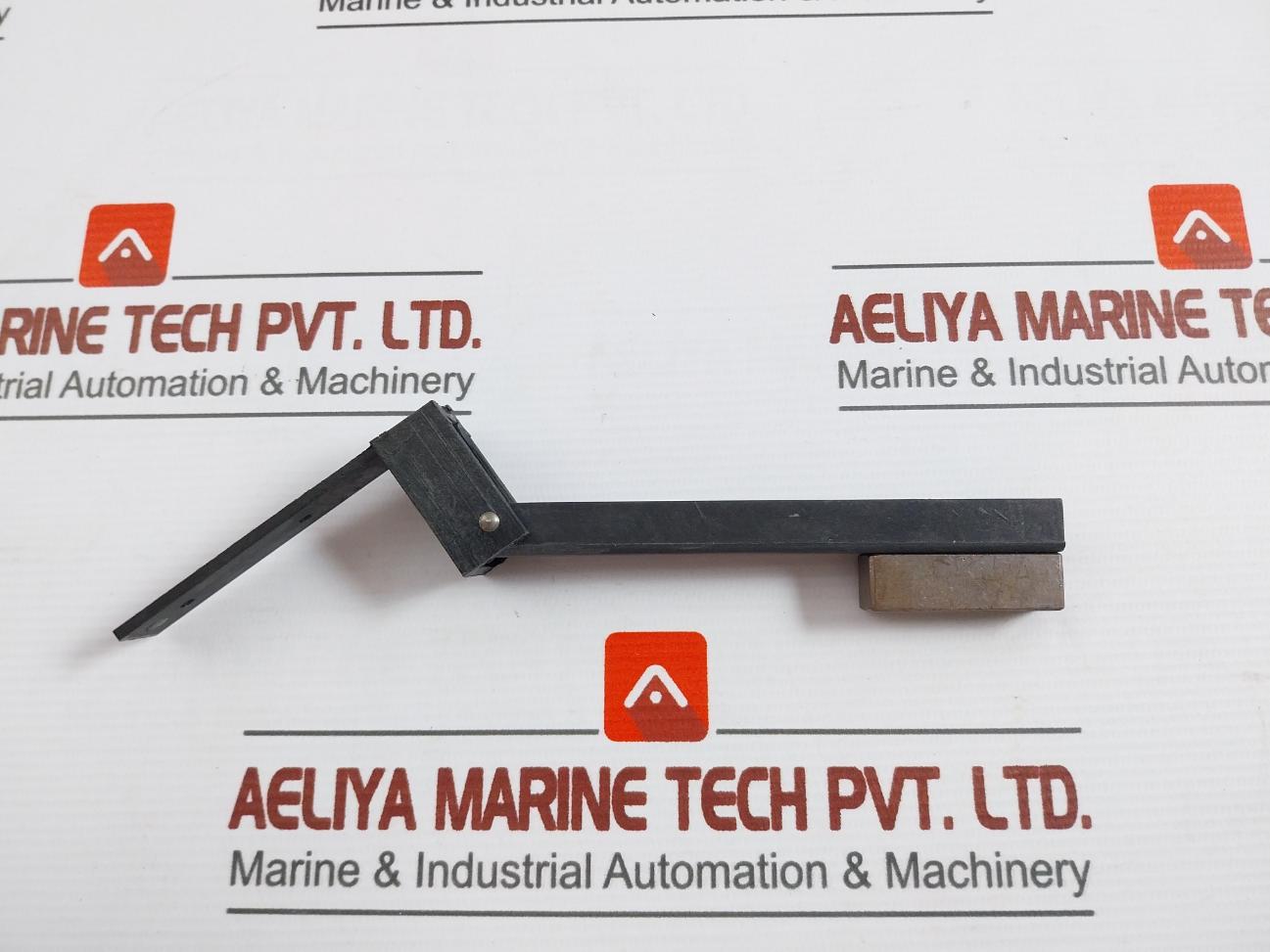Electrolux 487232795 Rmc Arm Complete V682