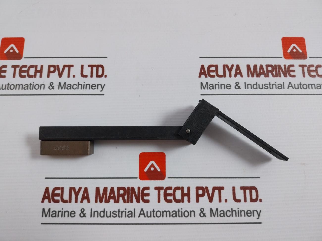 Electrolux 487232795 Rmc Arm Complete V682