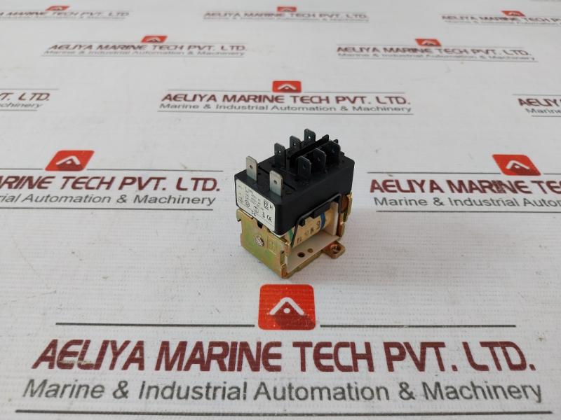 Electrolux E 3250 Contactor 16A 250Vac 220/230V 50Hz