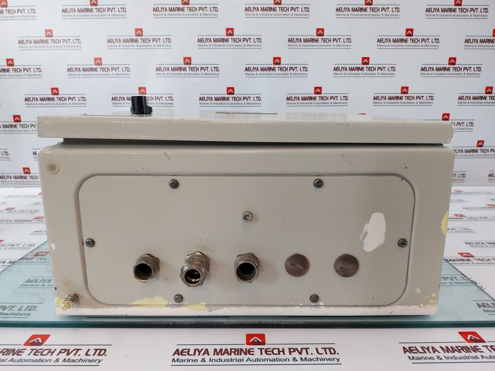 Emri Cxc10 Accelerometer Amplifier & Supply Box 1-20Hz 220 Volt