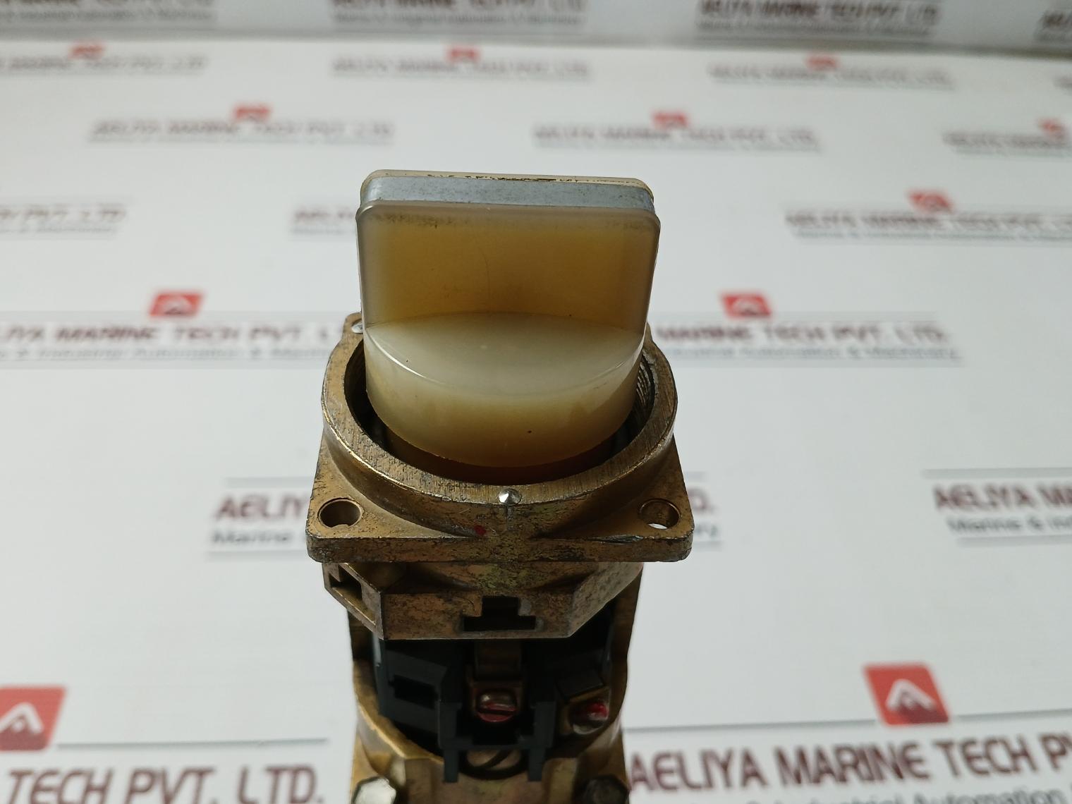 Entrelec Cp5/F1.01/F1/F1/E14/Scc Rotary Switch Unit