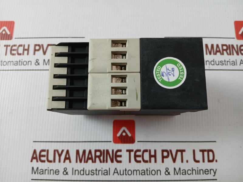 Entrelec Schiele Ac15 250V 3A 50/60Hz Voltage Monitoring Relay 2.450.211.02