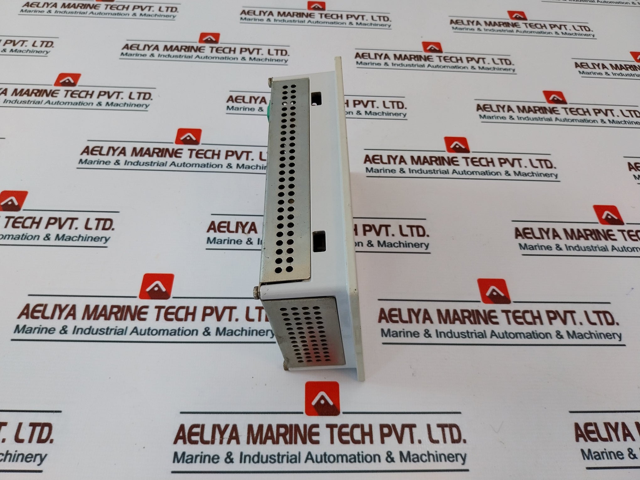 Esa Vt155W00000 Touch Screen Operator Interface Panel 24Vdc (Display Damage)