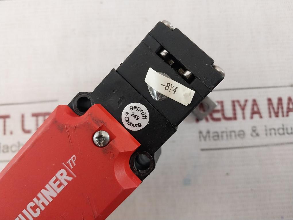 Euchner Tp3-4131A024M Safety Switch Tp With Door Monitoring Contact 084129