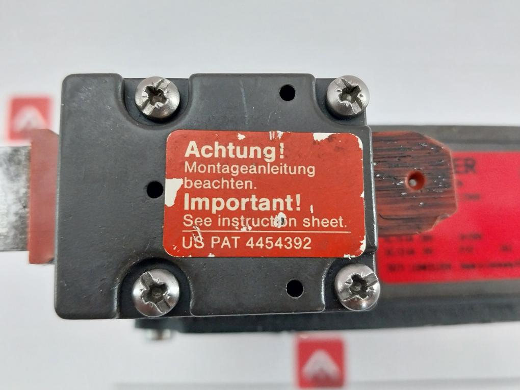 Euchner Tz1Le024Mvab-c2040 Safety Switch 24Vac/Dc Ip67