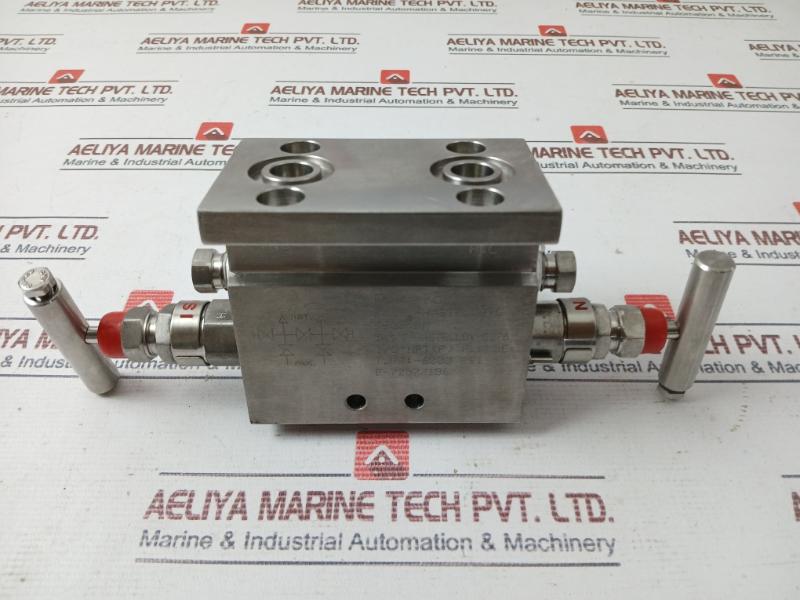 Excelock E505 Dm T-type 5-way Manifold Valve 6000 Psi E-7257/186