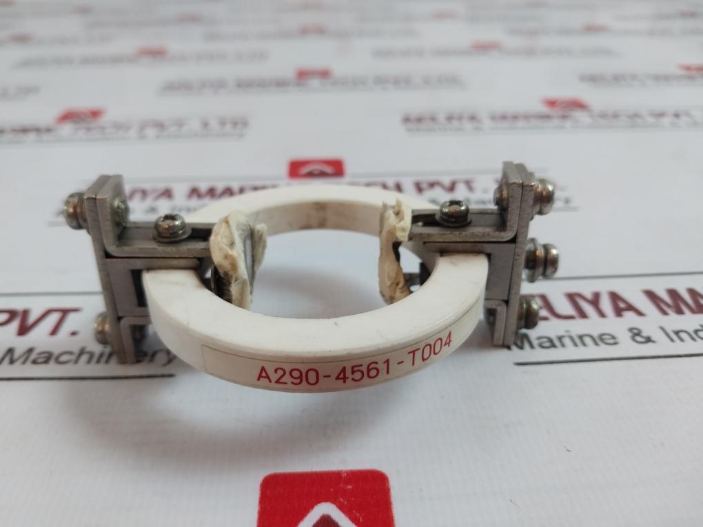 Fanuc A290-4561-t004 Ceramic Insulator With Heat Sink & Mounting Bracket Set