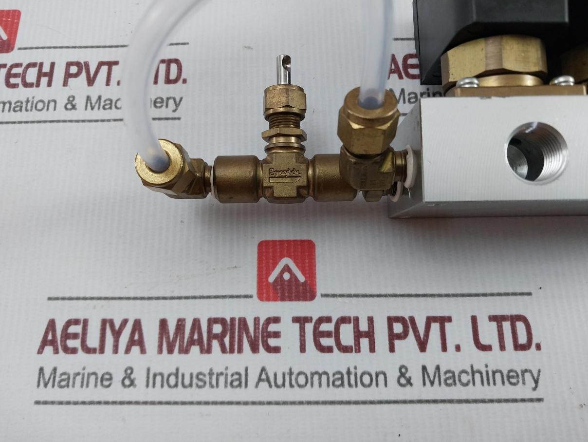 Fanuc A04B-0818-d400 Ckd Solenoid Valve Manifold Assy 200V 50/60Hz
