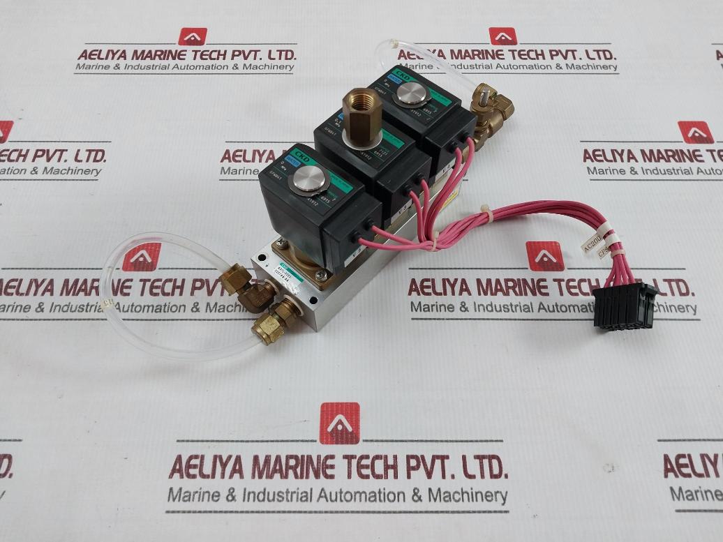 Fanuc A04B-0818-d400 Ckd Solenoid Valve Manifold Assy 200V 50/60Hz
