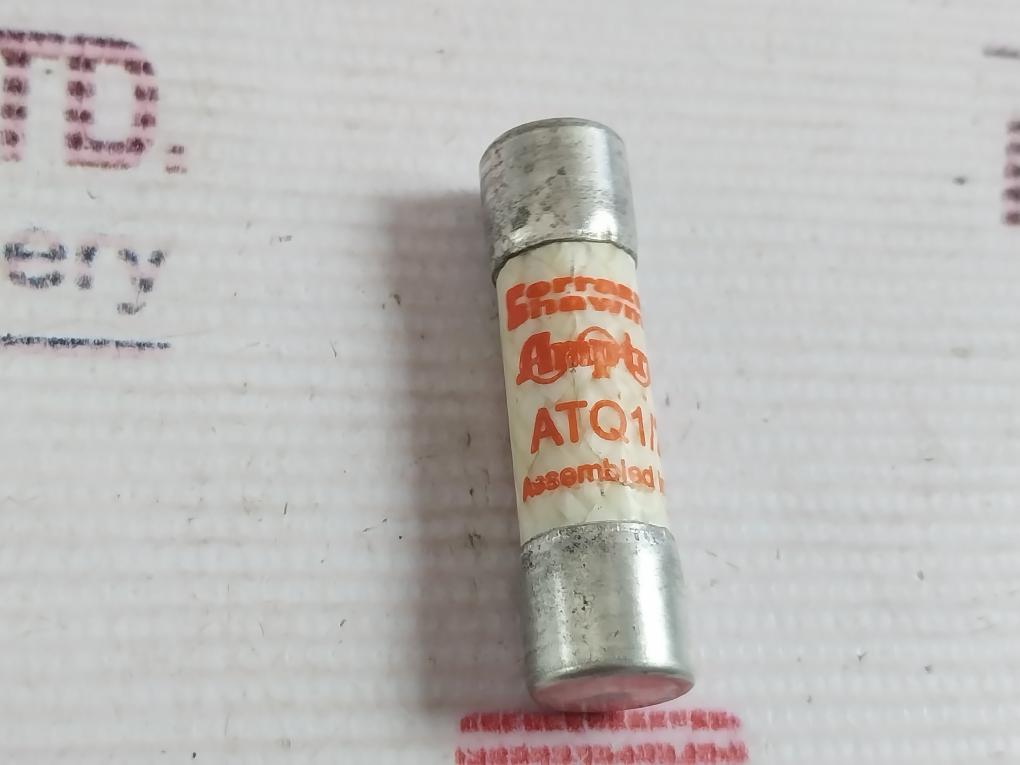 Lot of 5X Ferraz Shawmut Amp-Trap ATQ1/2 Time Delay Fuses