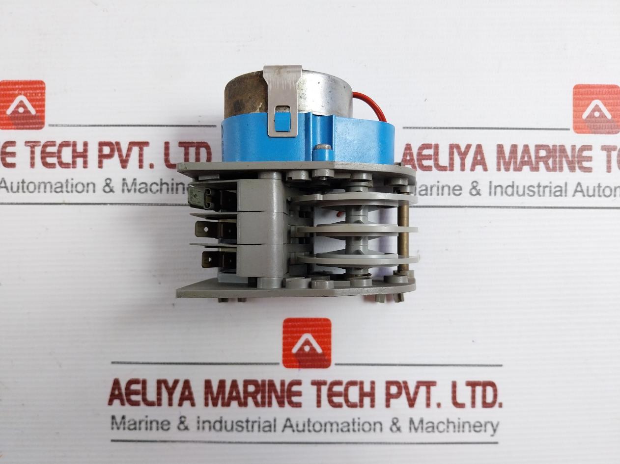 Fiber Electromechanical Cam Timer P256J03B2F6- 230V 60Hz