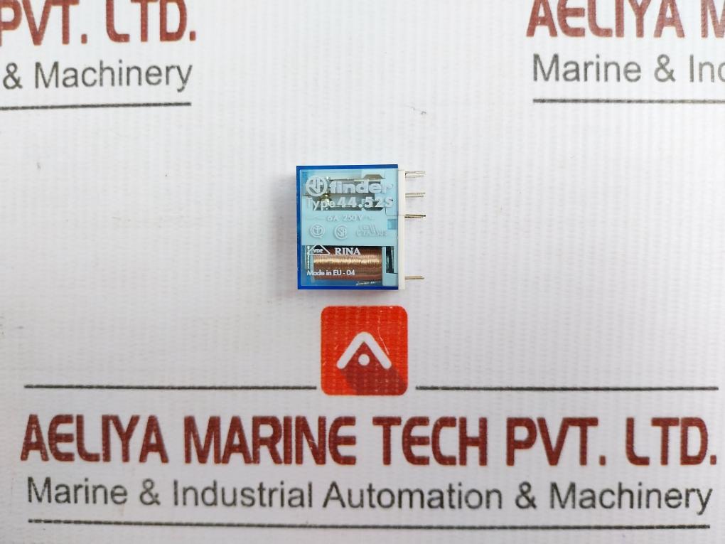 95.05 Relay With Socket 24Vdc 6A Finder