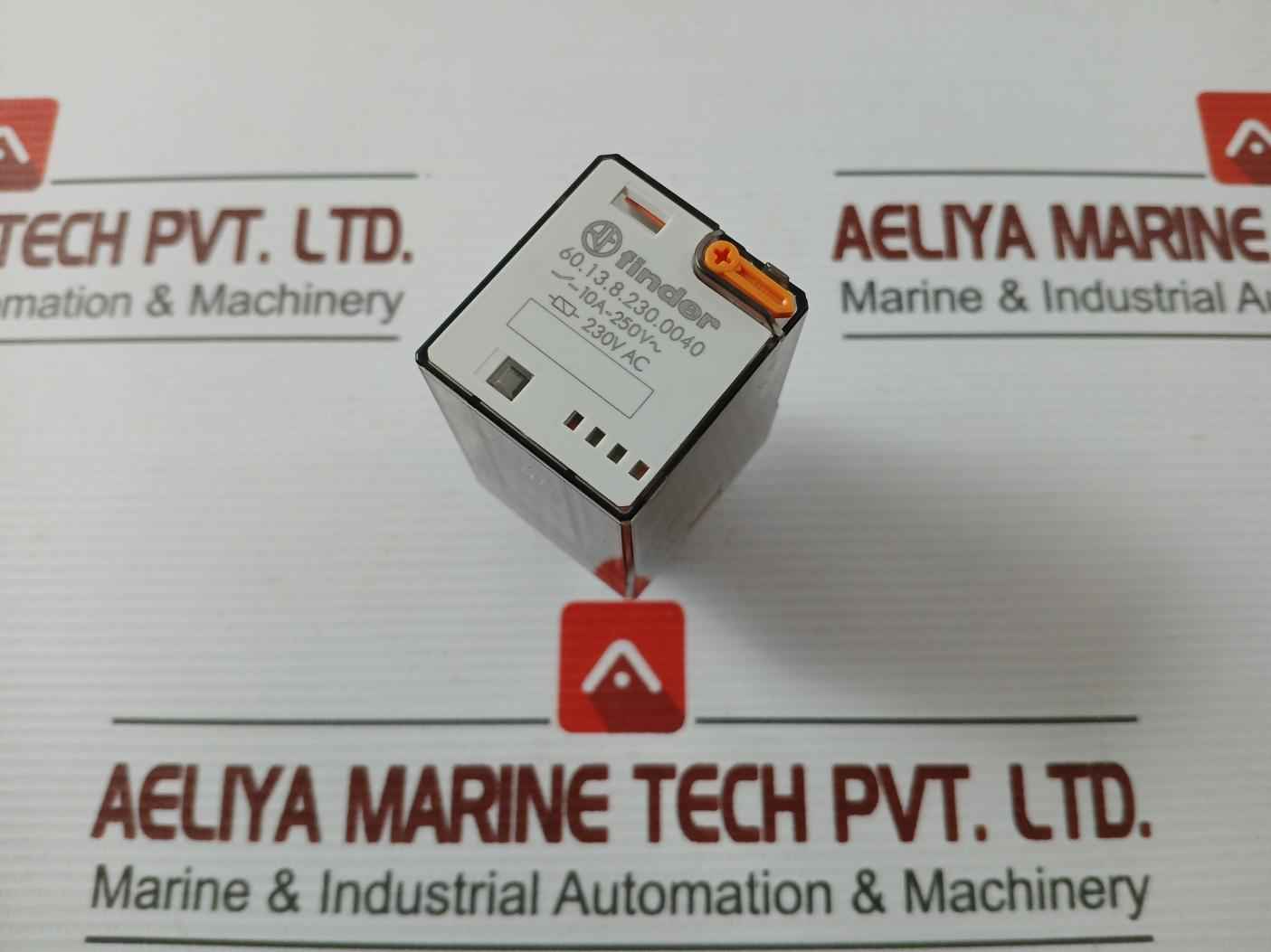 Finder 60.13.8.230.0040 11 Pin Power Relay 10A