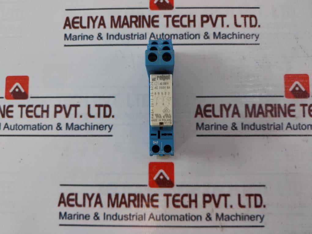 Finder 95.05 Power Relay With Socket Rm84-2012-25-5220