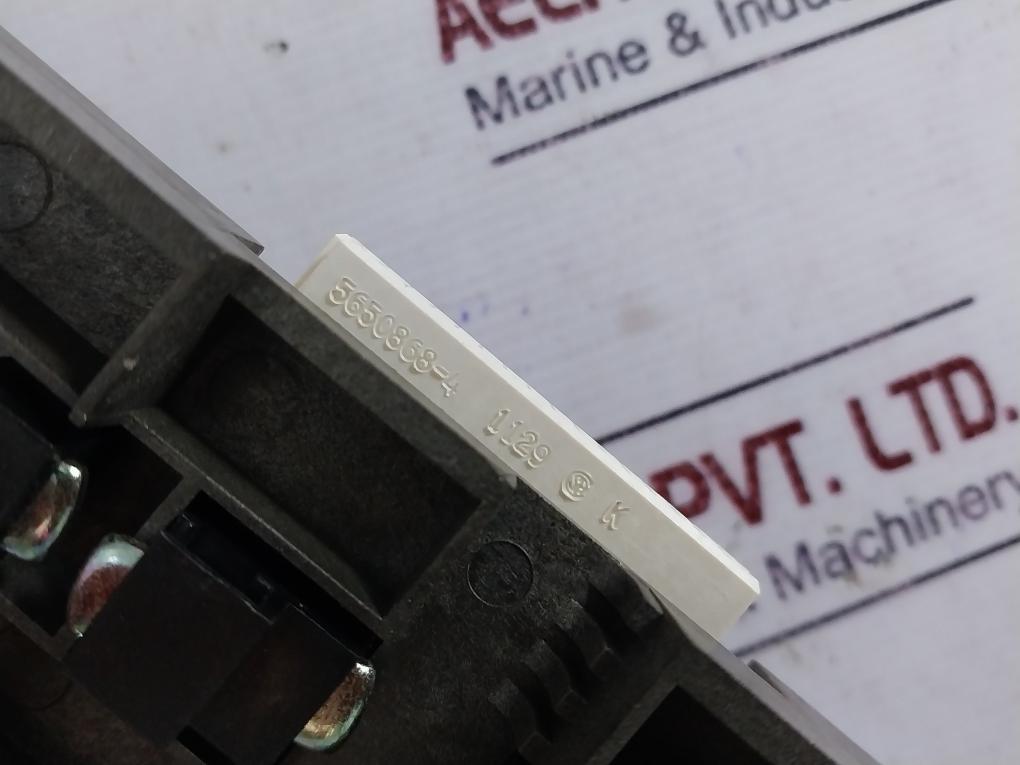 Fisher-rosemount Kj4001x1-na1 Dual Right Extender 12p3373x012 New