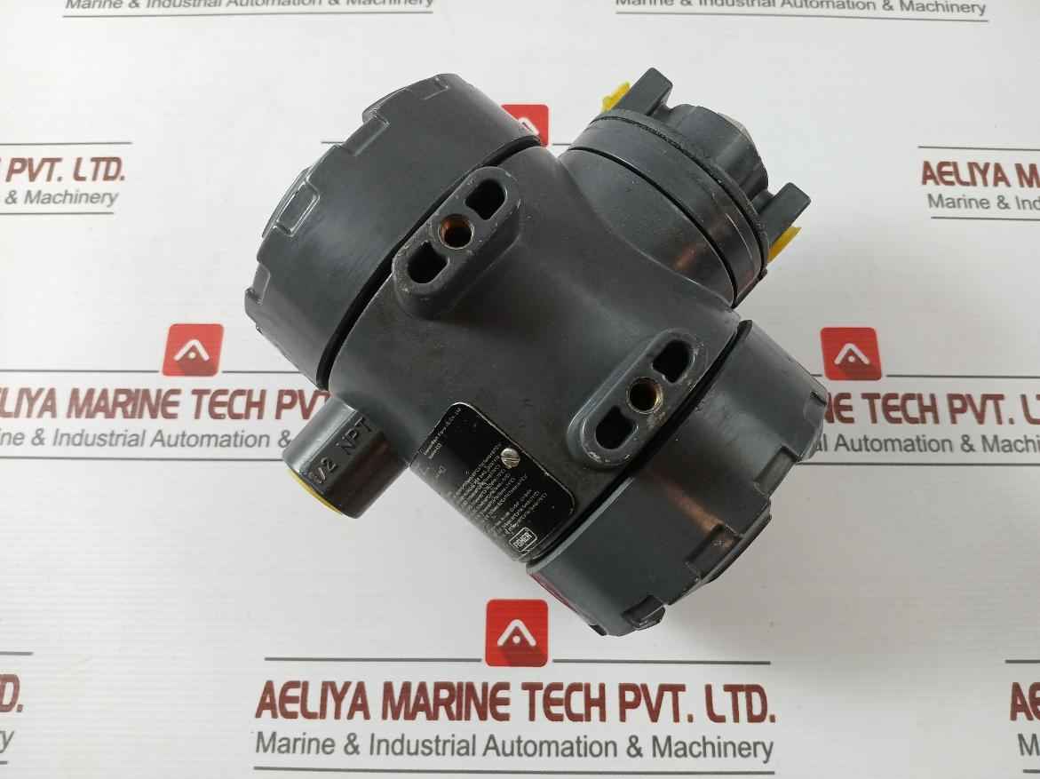 Fisher I2P-100 Electro-pneumatic Transducer 4-20 Madc 3-15 Psi