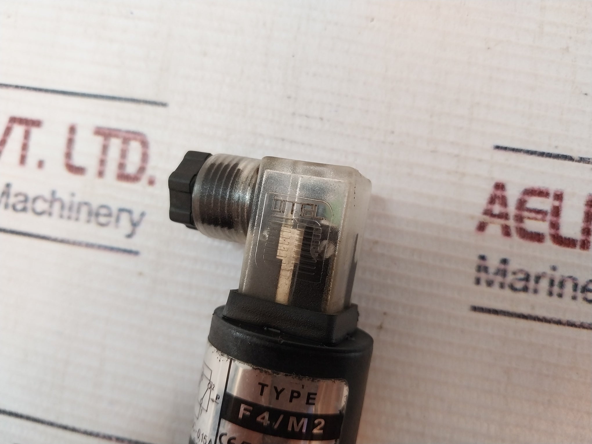 FOX F4/M2 Pressure Switch 250VAC 0.5A