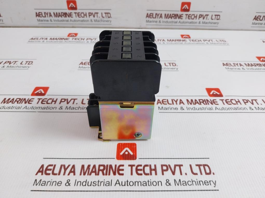 Fuji-Electric-24-Vdc-18W-Magnetic-Contactor-Src-50-4-G-208924-5