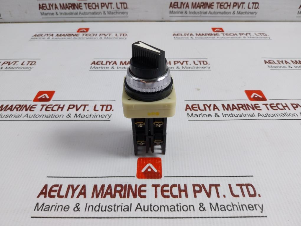 Fuji-Electric-600V-10A-41-10896-Kha-0030413-Selector-Switch-Ah30-p0B22-208490-11