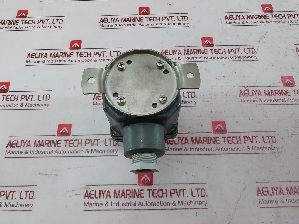 Fuji Electric Ar22F0R Control Push Button Pilot Lights 250V 6A A600 R300