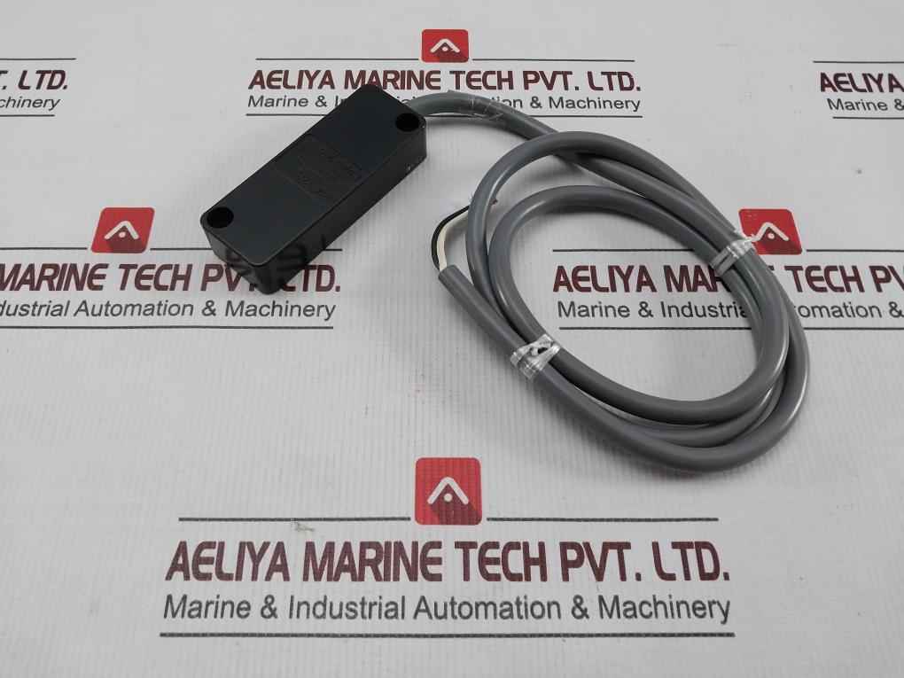 Fuji Electric Pm-2s Magnetic Proximity Switch 1-meter