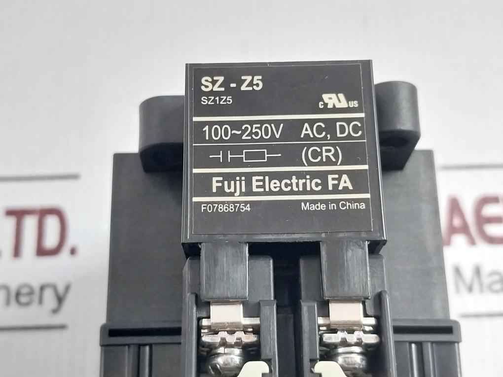Fuji Electric Sc-05 Contactor 20A 690V 60Hz