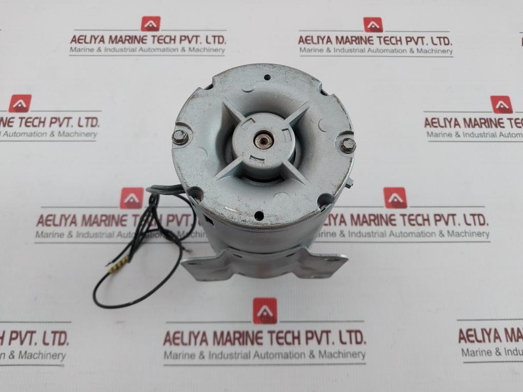 Gast Rotary Vane Vacuum Pump 220-240V 60/50Hz, 1531-107B-g289X