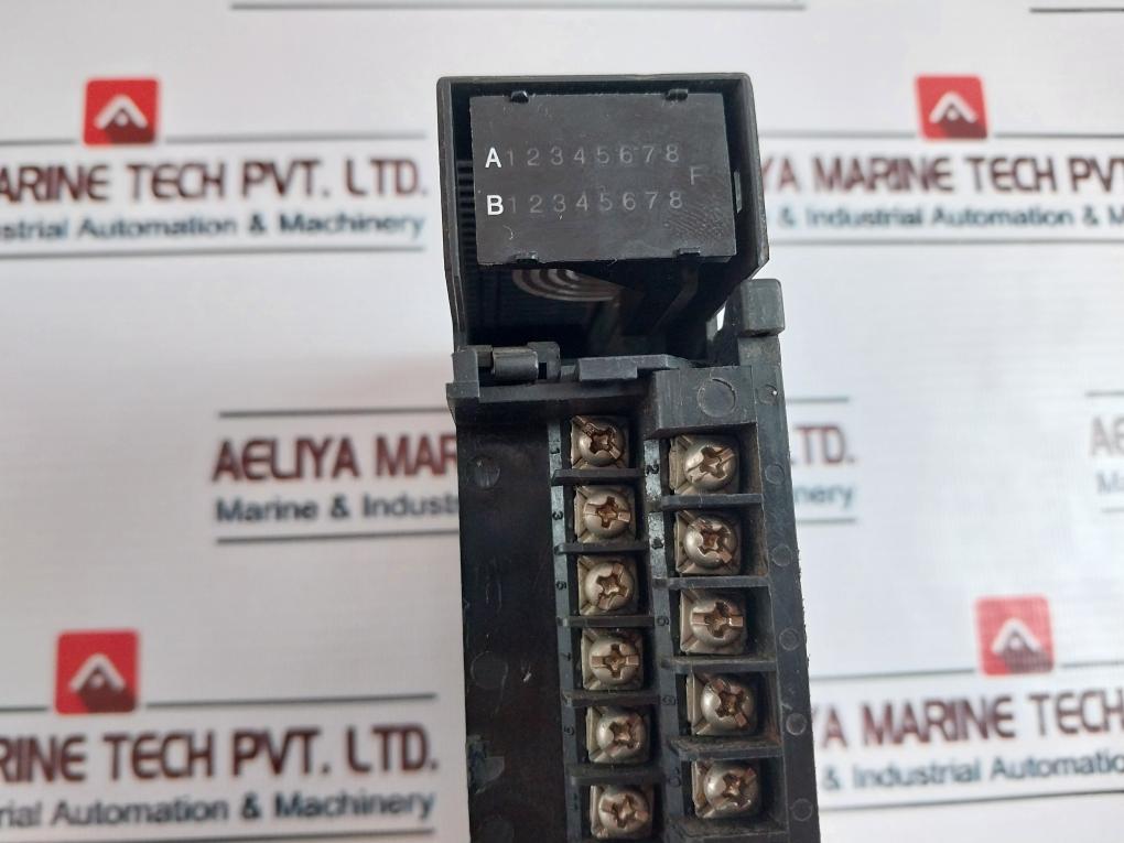Ge Fanuc IC693MDL742J Output Module