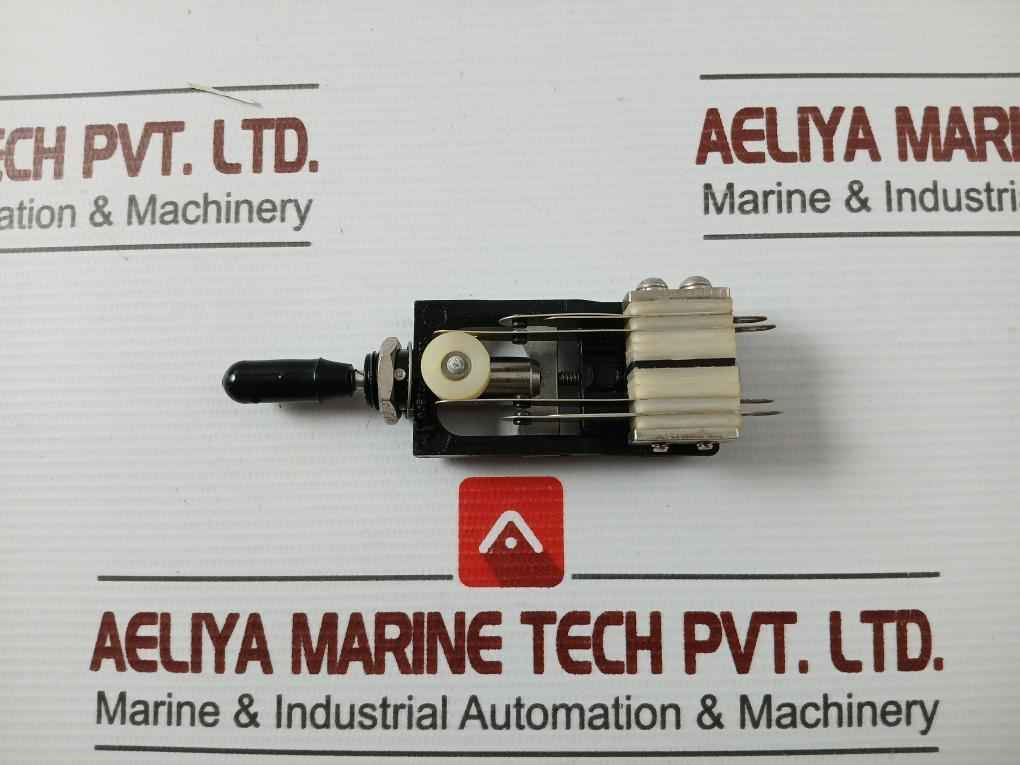 General Control Company Mcm-m3-a-0-a-0 Lever Switch 2411086