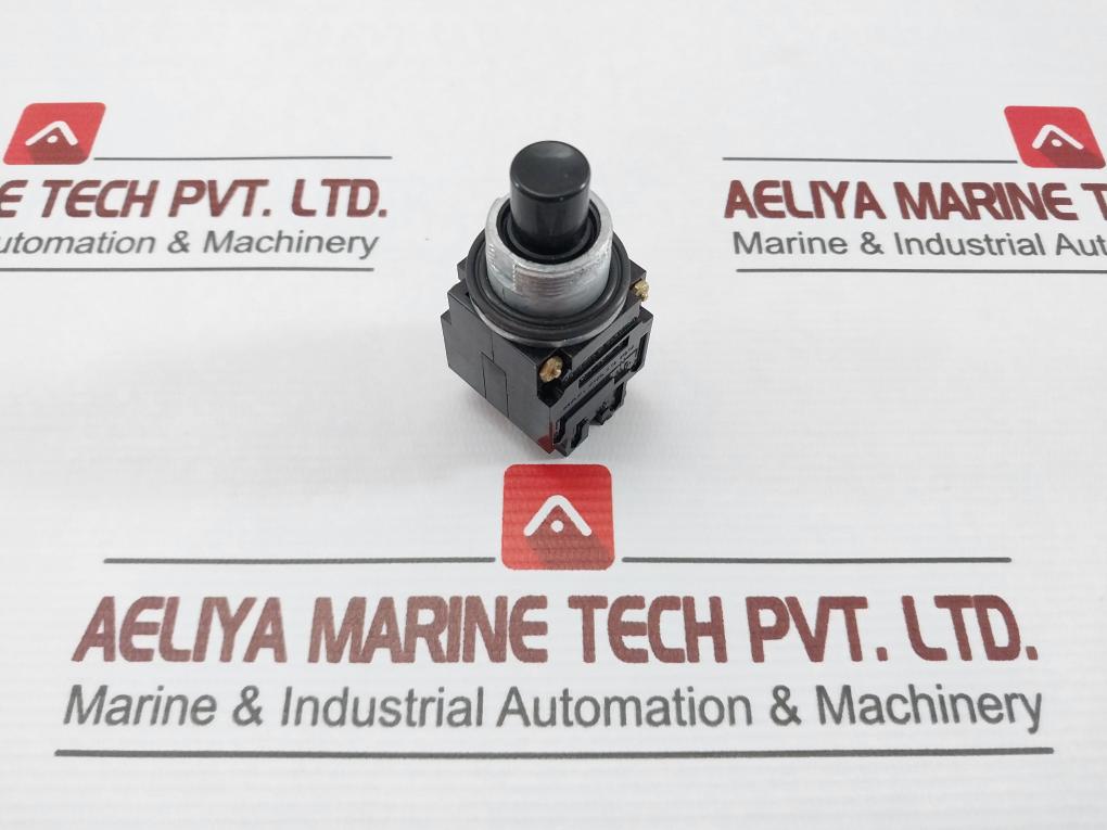 General Electric Cr 104 G Oil Tight Pushbutton Switch 750V